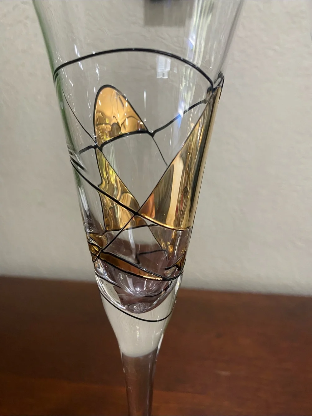 Set of 2, Antoni Barcelona Champagne Flutes featuring a Unique Abstract Design